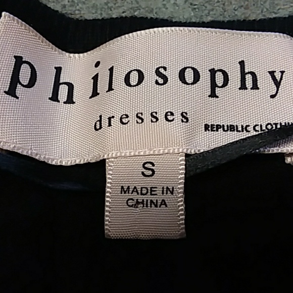 Dress - Picture 2 of 4